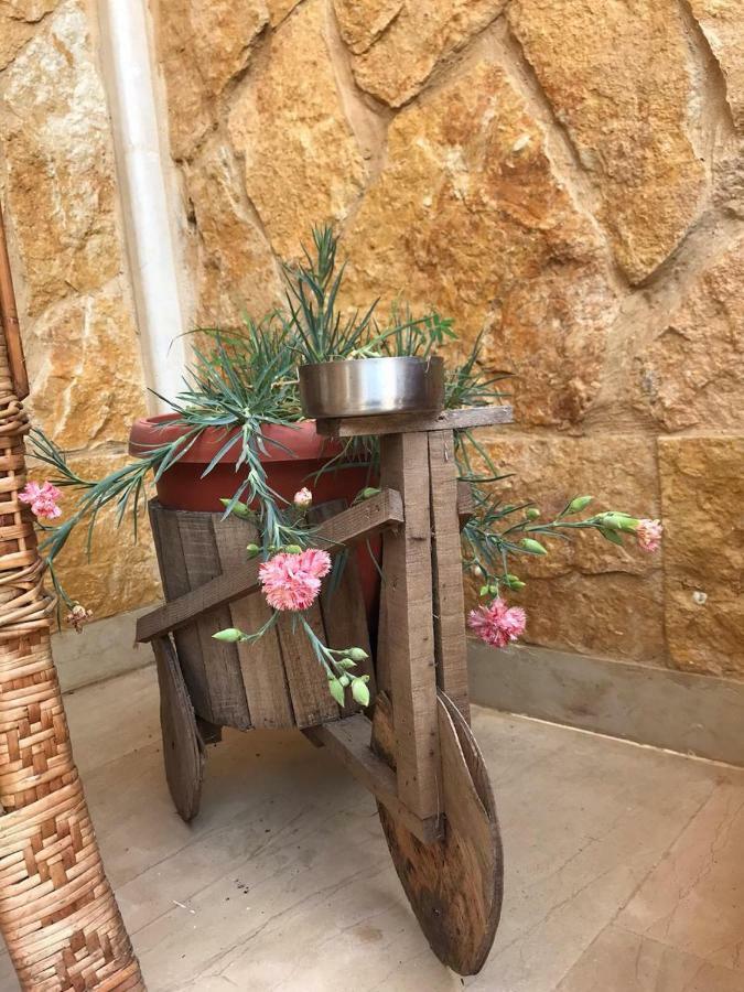 Luna Motel Naqoura Εξωτερικό φωτογραφία